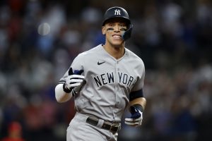 Tom Brady makes his pitch for Aaron Judge to join the Buccaneers