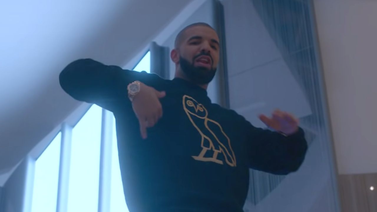 Drake To Be Honored By FC Barcelona With OVO Owl Jerseys