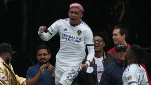 Julian Araujo winner helps Galaxy advance past Nashville SC