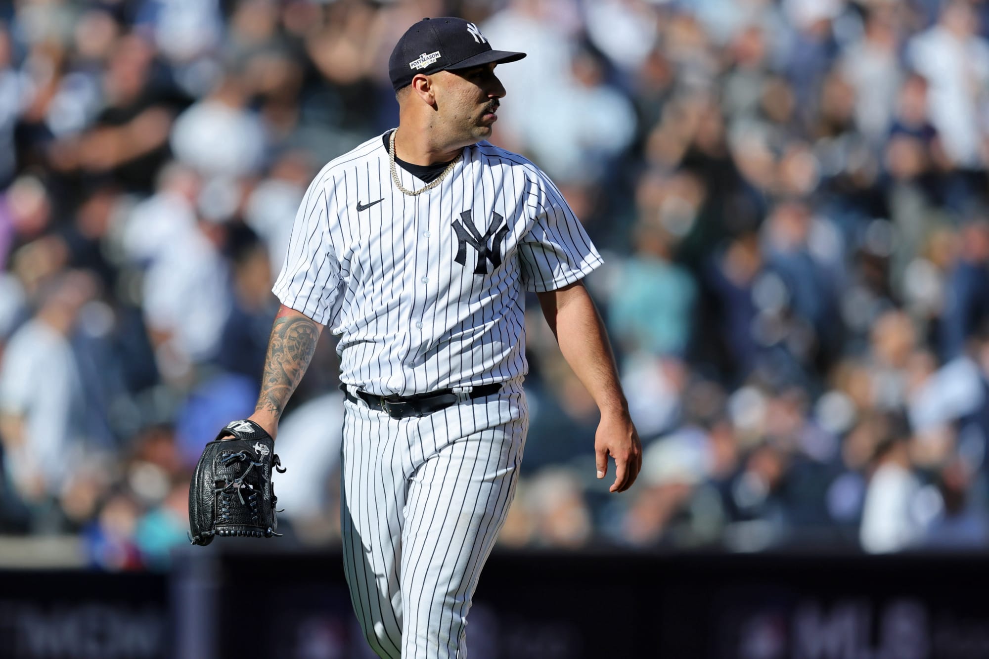 Yankees exploit rain delay with pitching change for Game 5