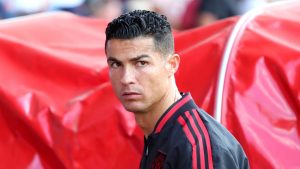 Ronaldo dropped by Man Utd for Chelsea trip