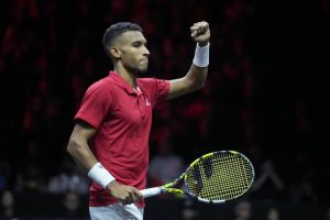 Auger-Aliassime advances to semis at European Open