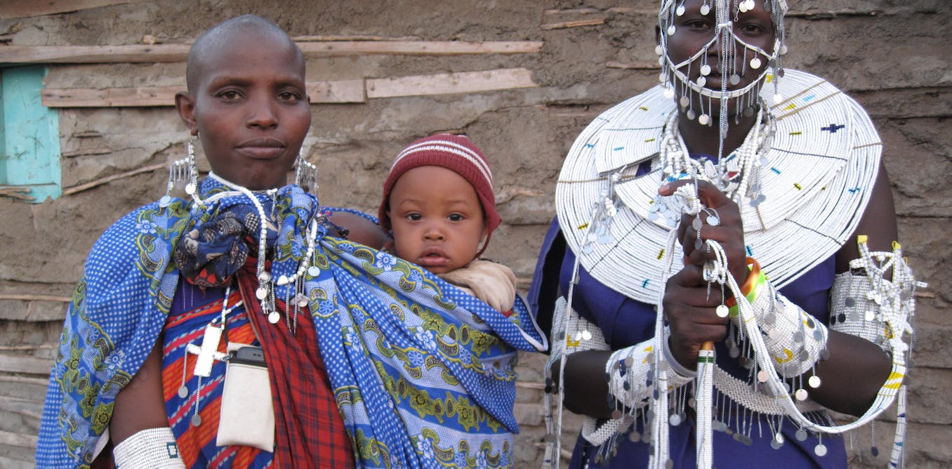 Maasai beads: the interplay between Europe and Africa