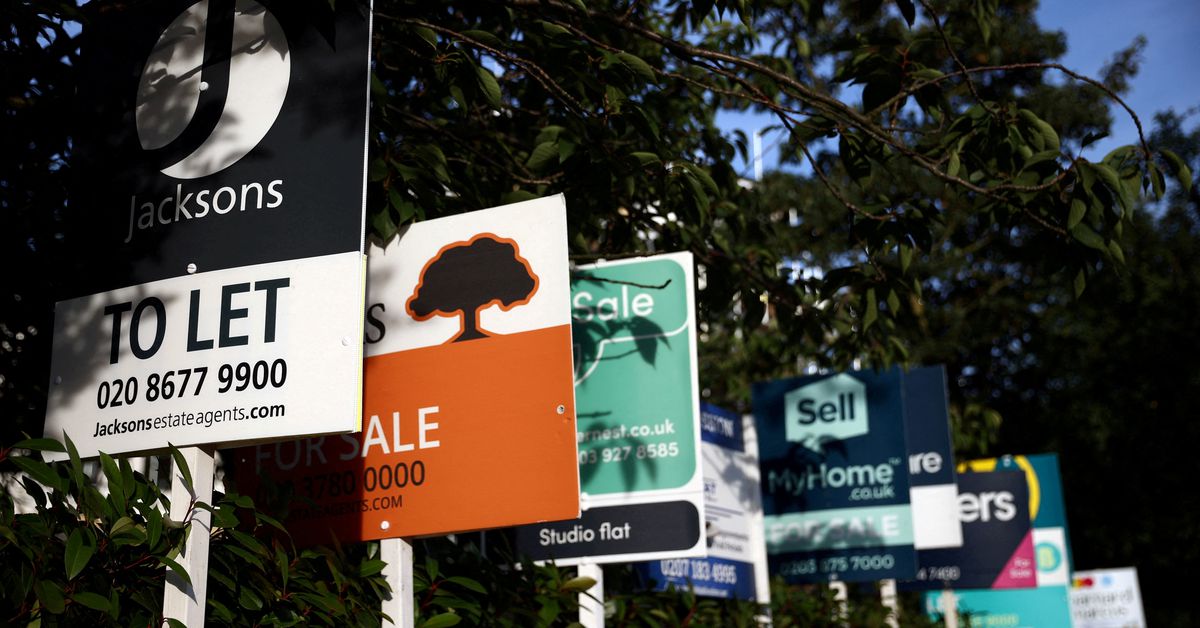 UK banks start cutting ‘Truss premium’ from mortgage rates, but slowly