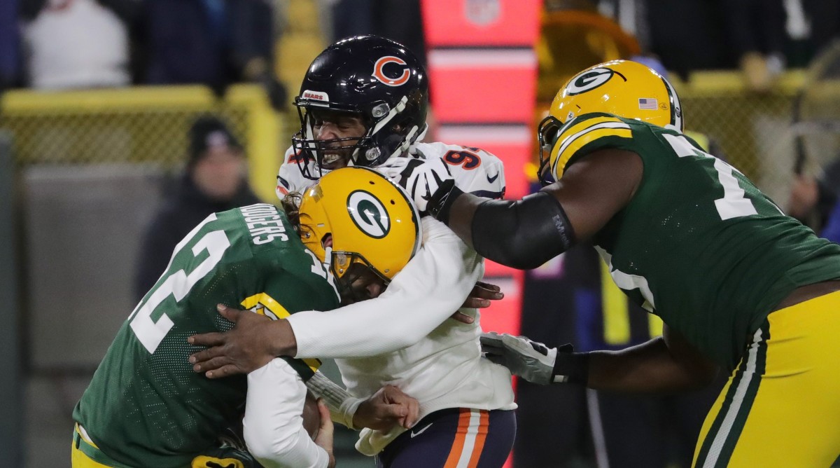 Robert Quinn reportedly dealt by Chicago Bears to Eagles