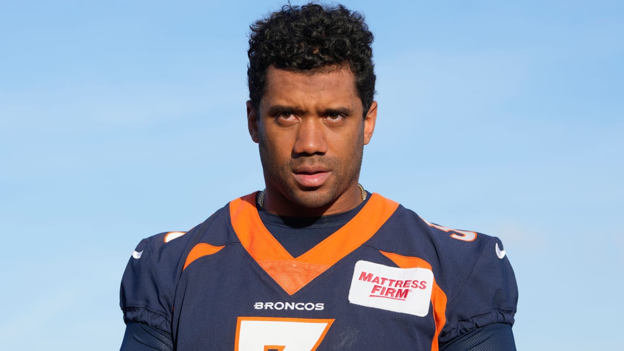 Broncos QB Russell Wilson (hamstring) to start vs. Jaguars in London