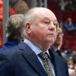 Boudreau supported as coach by Canucks GM after 0-5-2 start