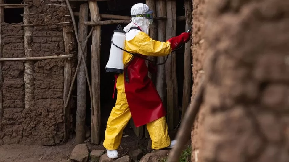 Ebola in Uganda: Three-week lockdown announced for two districts