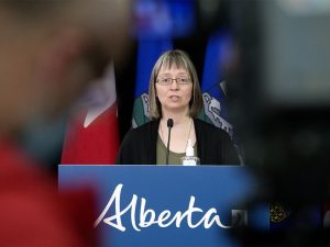 Dr. Deena Hinshaw replaced with new Alberta chief medical officer of health Dr. Mark Joffe