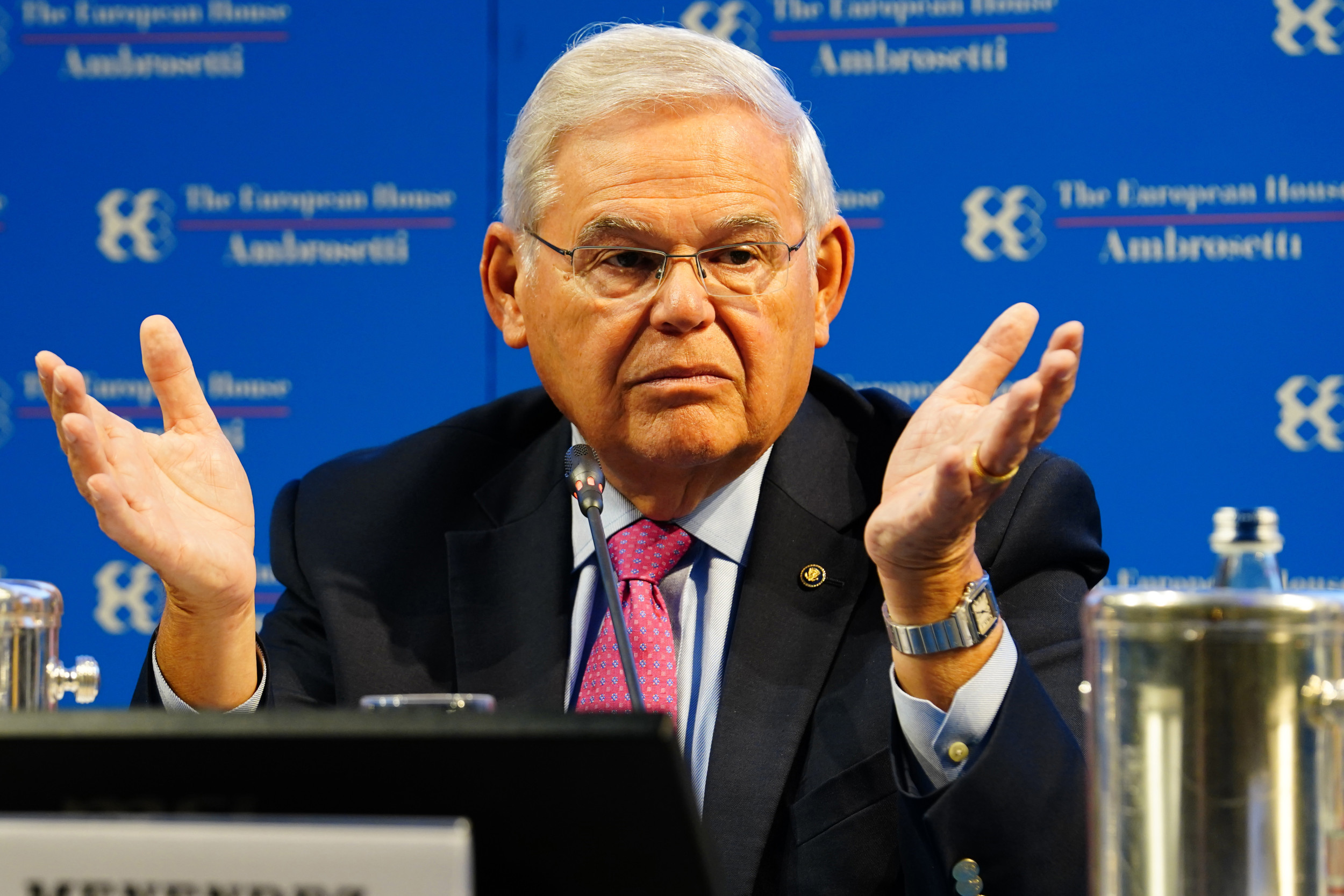 Menendez Says OPEC’s Cut in Oil Production Will Help Russia’s War Effort