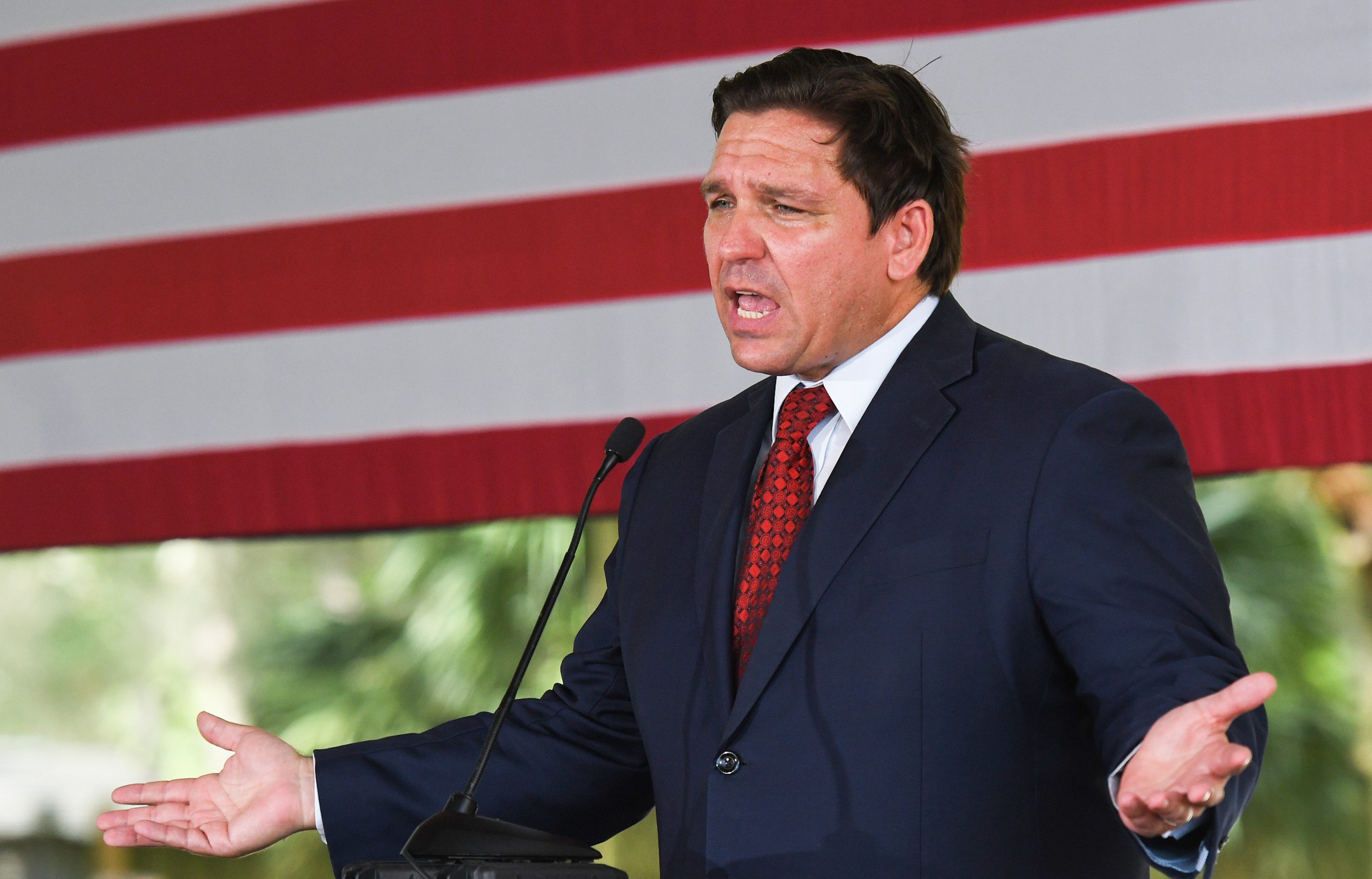 What If Ron DeSantis’s Martha’s Vineyard Stunt Wasn’t Actually Good Politics?