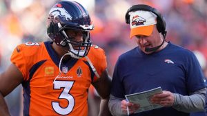 Broncos coach Nathaniel Hackett turns over play-calling duties to quarterbacks coach Klint Kubiak