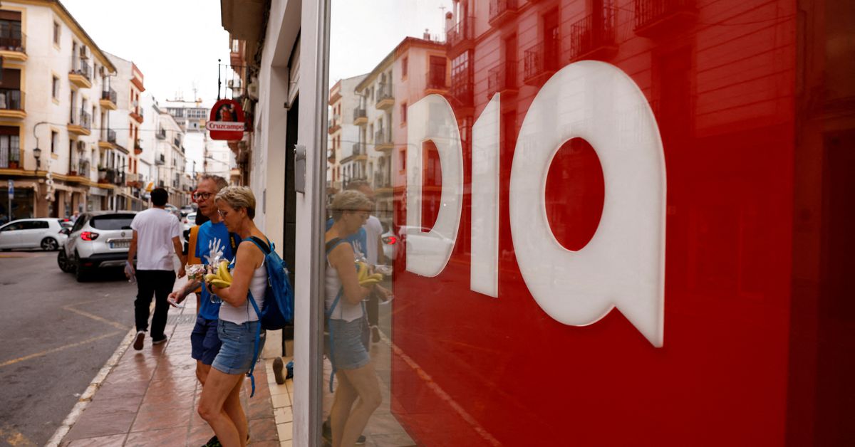 Spanish retailer Dia to raise pay by up to 12% to cope with soaring inflation