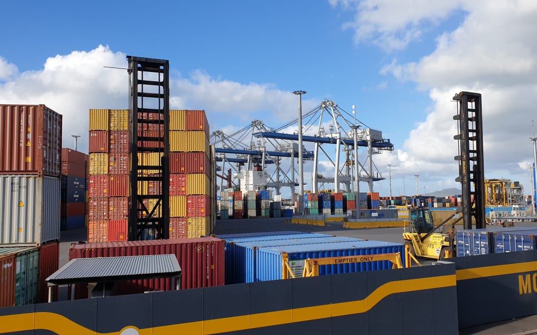 Ports of Auckland automation project review finds poor management