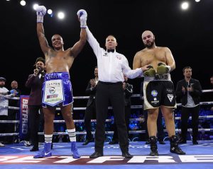 Fabio Wardley dominates Nathan Gorman to lift British heavyweight title (video)