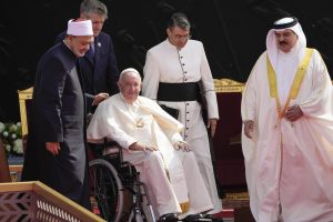 Pope blasts ‘childlike’ wars at Bahrain interfaith summit