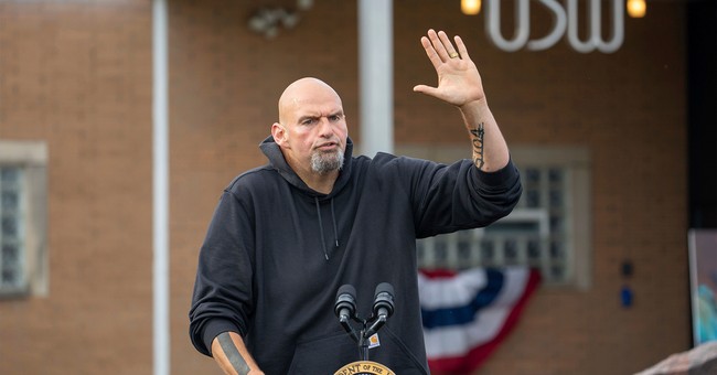 WATCH: The American Flags at Fetterman Event Tell the Tale for Dems’ Election Hopes