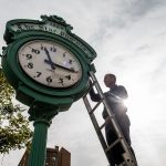 Time changes persist despite experts’ consensus to end daylight time