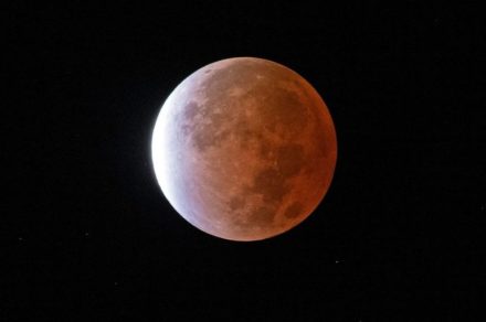 How to watch the total lunar eclipse this week