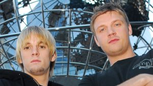 Nick Carter Breaks Down In Tears Remembering Brother Aaron During Backstreet Boys Concert