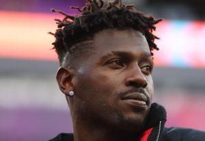 Arrest Order Issued for Ex-NFL Star Antonio Brown