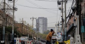 Beijing no longer requires COVID test results to enter supermarkets, buildings