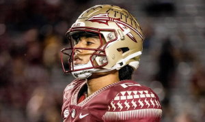 BREAKING: Jordan Travis announces return to Florida State in 2023