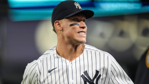 MLB rumors: Live updates as Aaron Judge stays with Yankees; Xander Bogaerts, Carlos Rodòn still on market