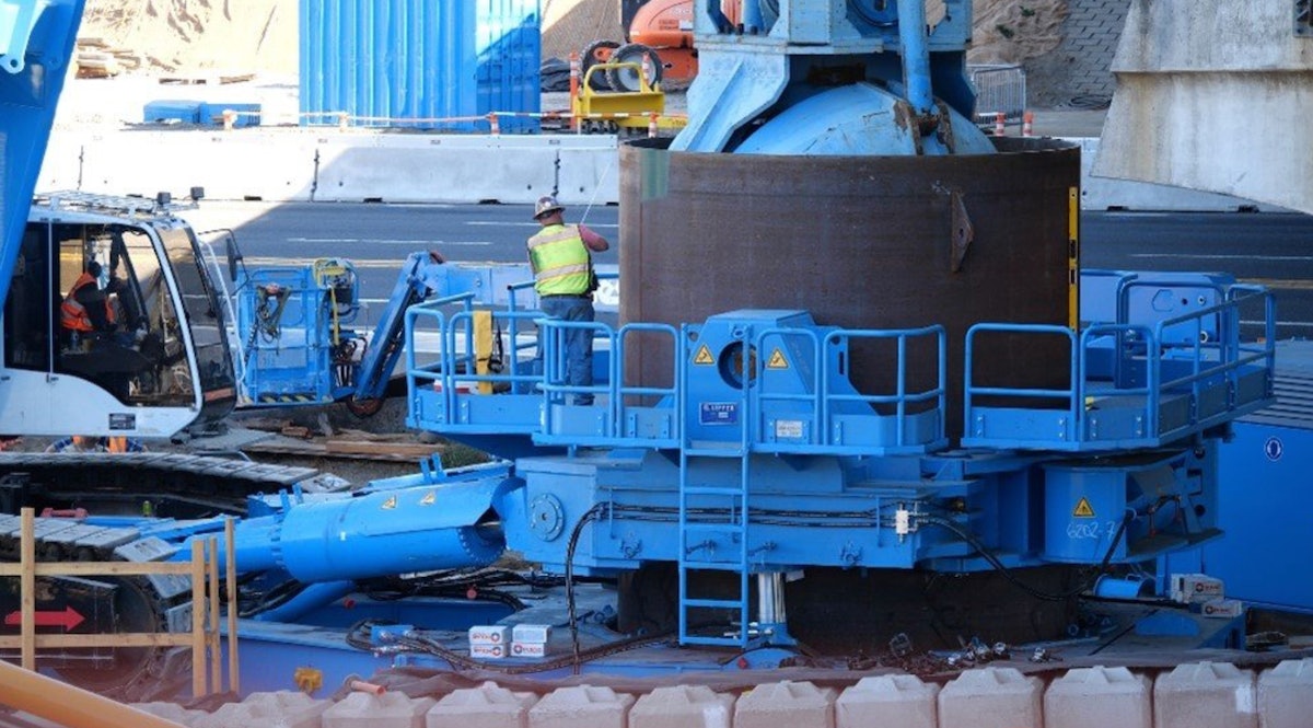 “Oscar the Oscillator” – N. America’s Largest – Drills Shafts for Oregon Bridge (Video)