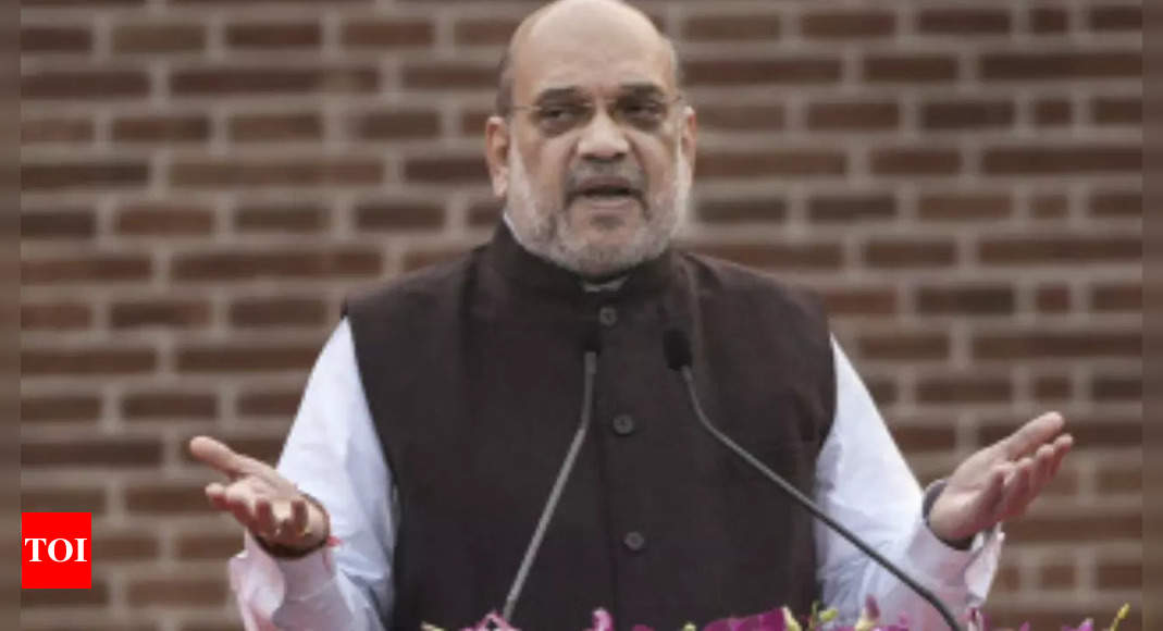 Shah attacks Congress on appeasement, corruption