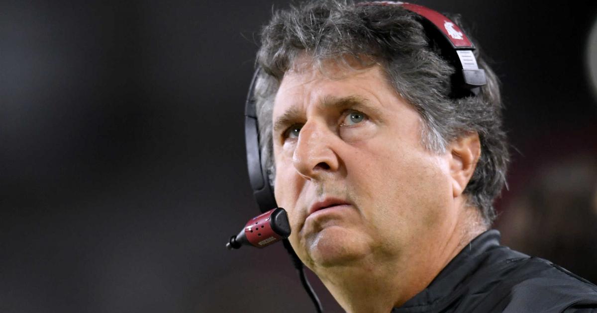 Mike Leach hospitalized for ‘personal health issue’: What to know as Mississippi State names Zach Arnett interim coach