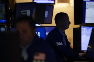 S&P/TSX composite slightly up, U.S. markets rise Monday