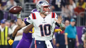 Cardinals vs. Patriots player props, odds, Monday Night Football picks: Mac Jones under 226.5 yards