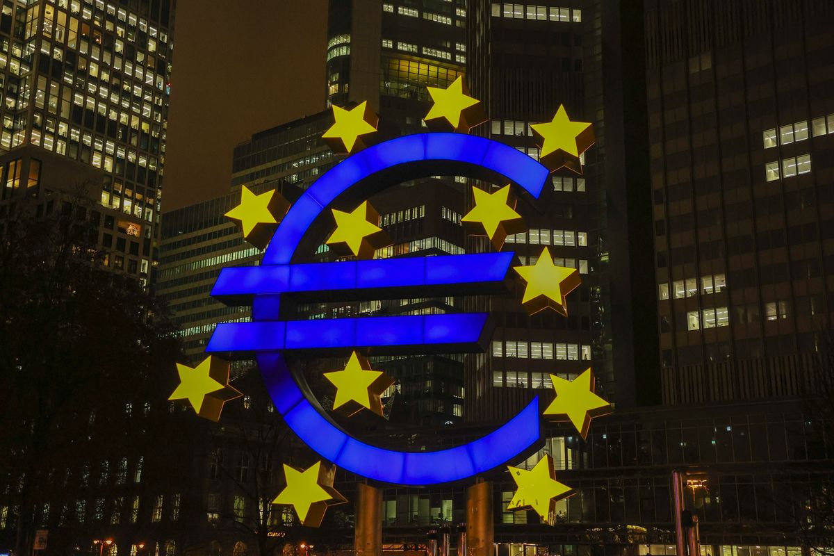 New Front in ECB’s Inflation Battle to Bring Bargaining on Rates