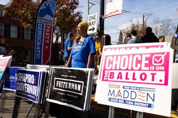 Biden, Trump push Pennsylvania U.S. Senate candidates ahead of midterms