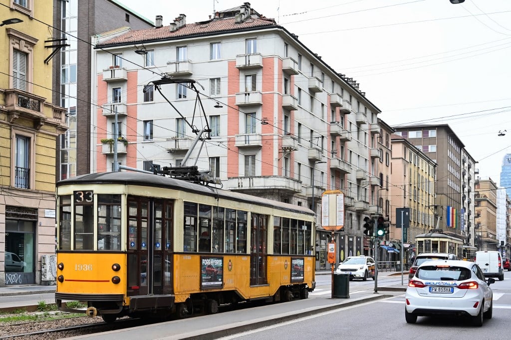 Transport hit in 11 regions as Italy’s strikes intensify on Friday