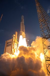 Ariane 5 rocket launches new European Meteosat satellite, two Intelsat comsats