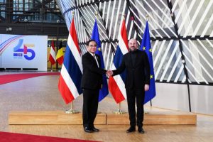 PM urges more EU economic cooperation