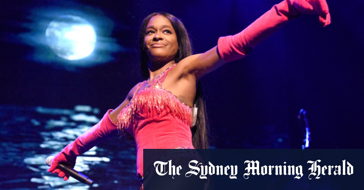 Azealia Banks’ promoters hit back at controversial star over ‘scam’ slur