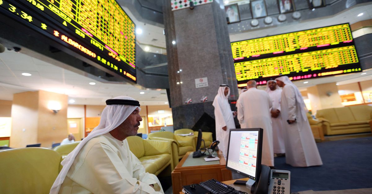 Most Gulf markets ease on economic worries, volatile energy prices