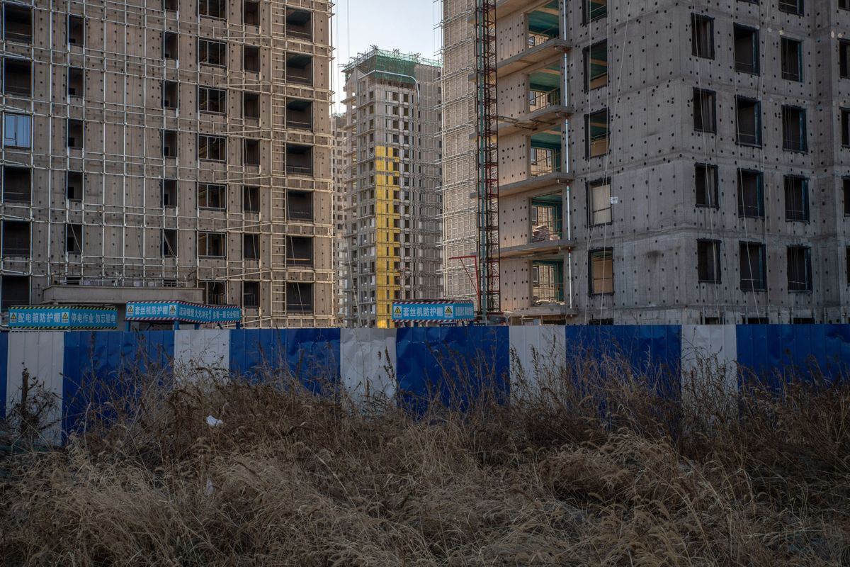 China Property Market Rally Runs Into Covid, Faltering Economy
