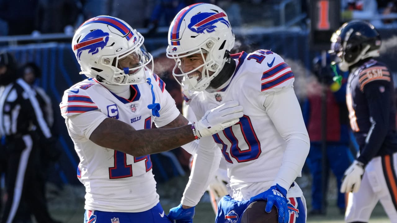 Bills beat Bears to clinch third consecutive AFC East division title