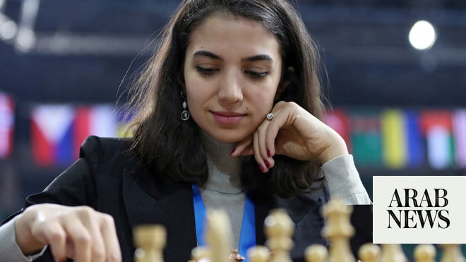 Iran chess star fleeing to Spain after playing without hijab