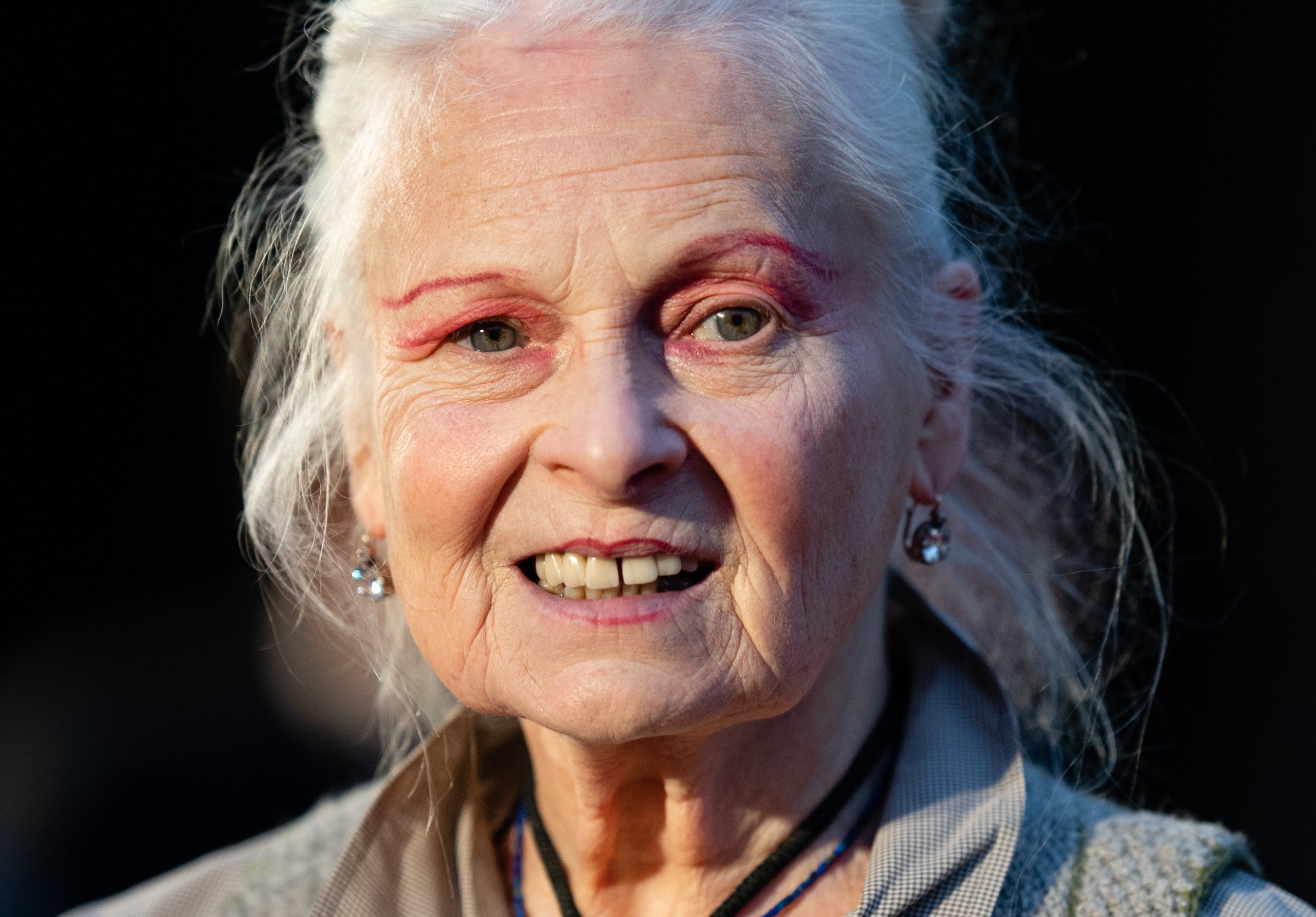 ‘Mother of Punk’ Vivienne Westwood Mourned by Jamie Lee Curtis and More