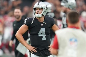 NFL insider reveals possible trade package for Derek Carr