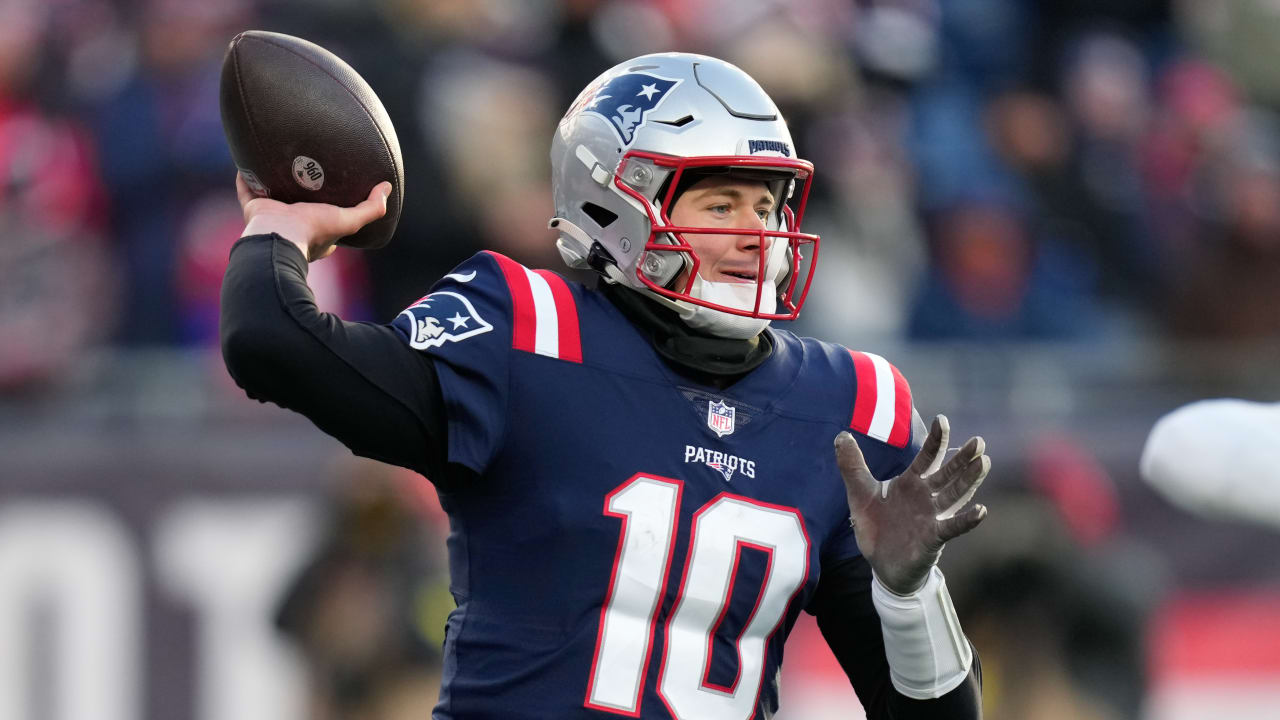 Patriots QB Mac Jones fined for low hit on Bengals CB Eli Apple