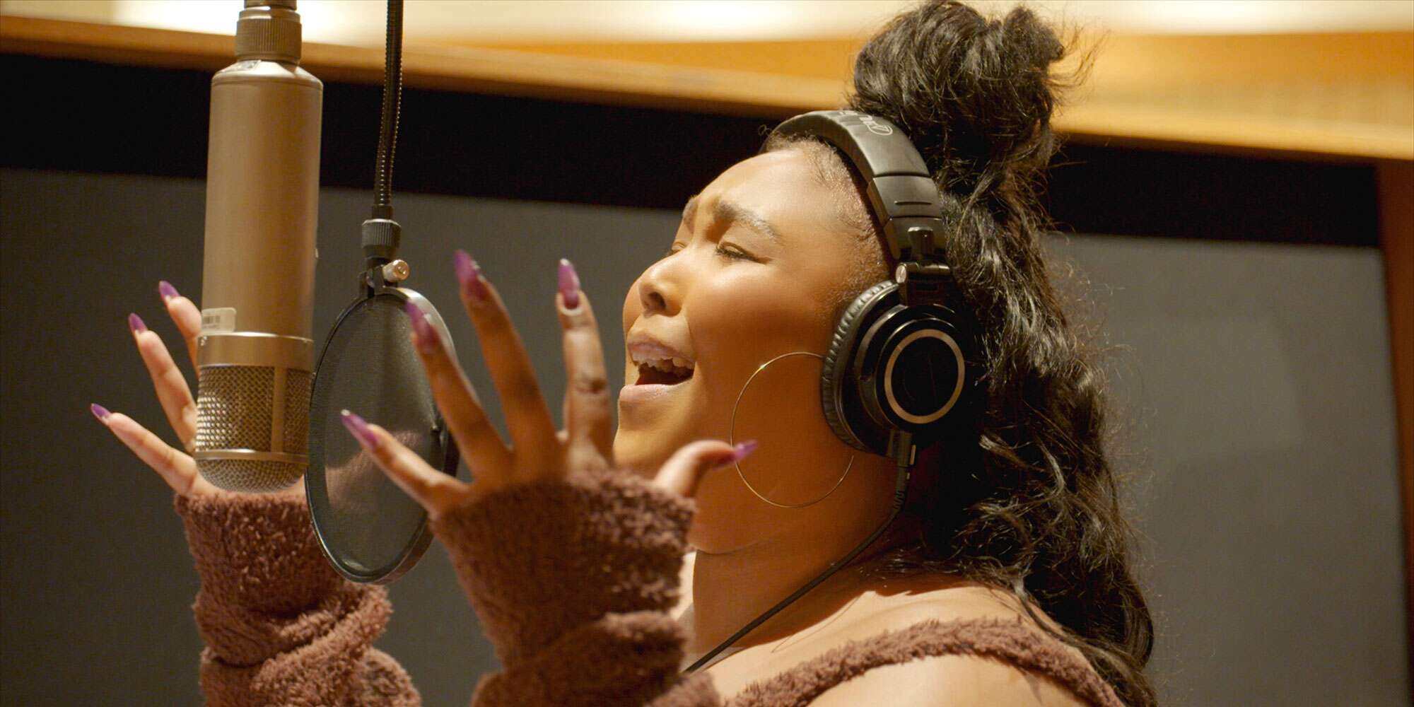 Lizzo on stage anxiety, her identity theft, Harry Styles’ music, and why she can’t be defined