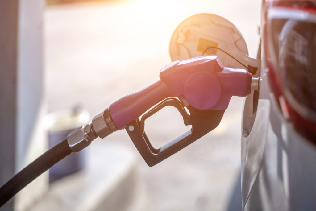 RAC calls on Tesco and others to cut fuel prices as costs fall