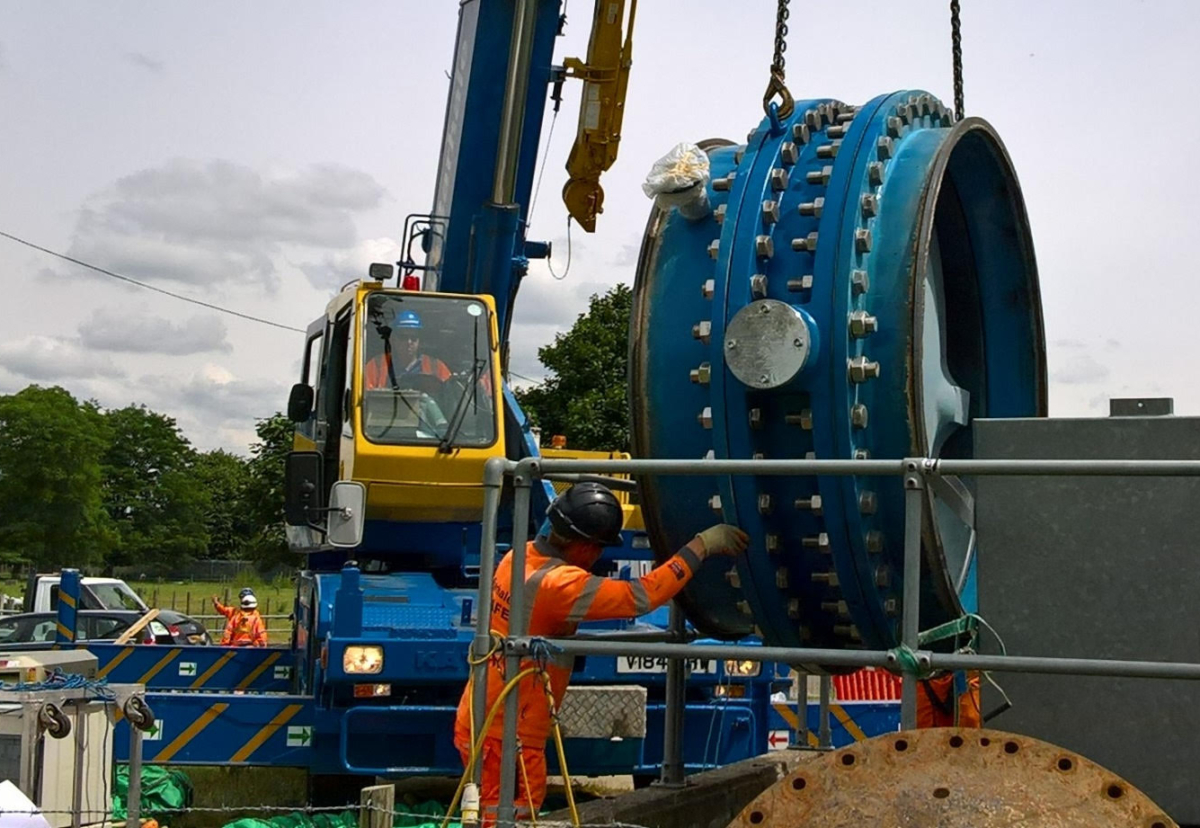 Barhale bags £9m deal to clean mussels from London tunnels