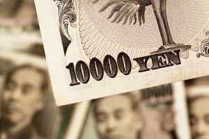 USD/JPY Price Analysis: Turned bearish, as death-cross surfaces, tumbles below 130.00